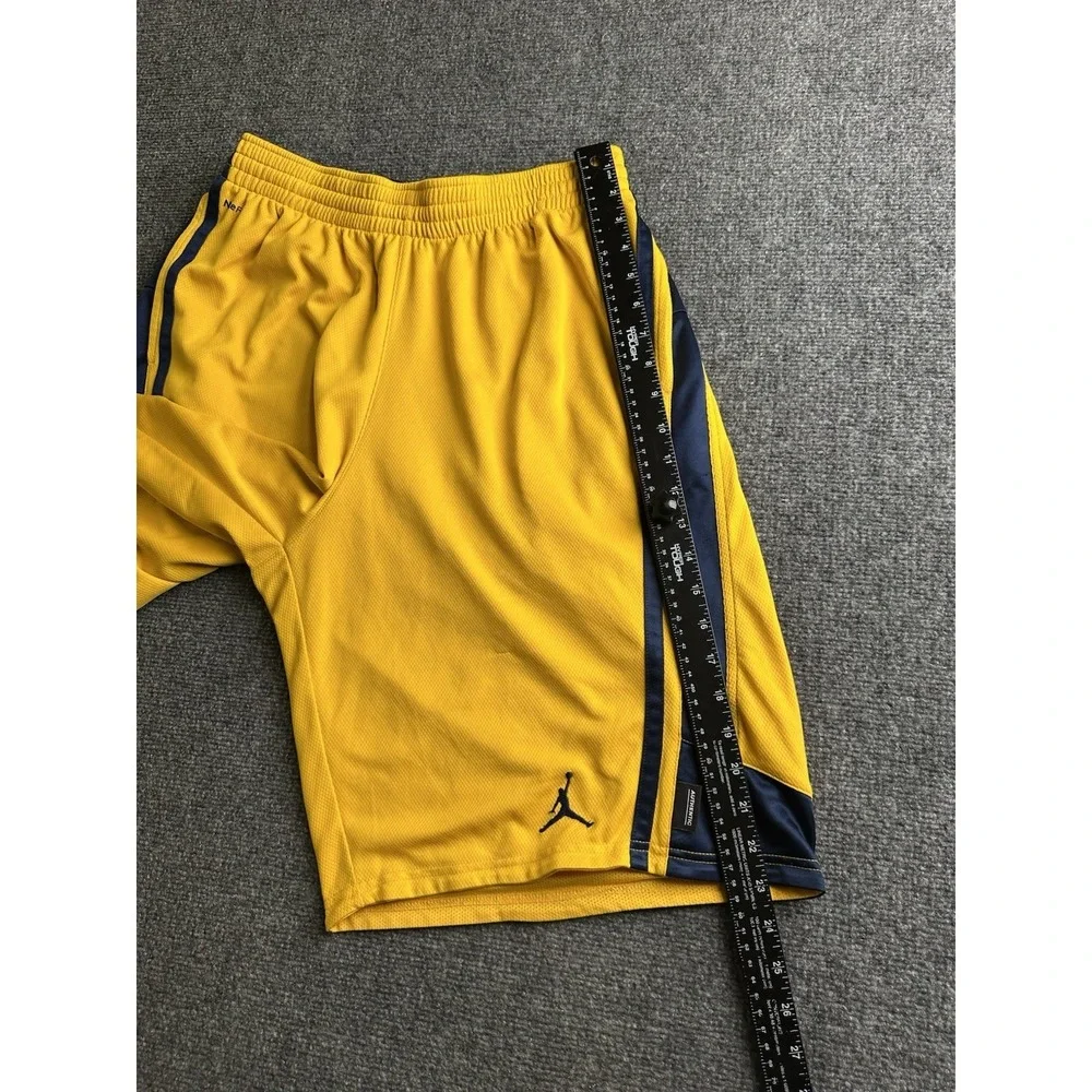 Mens Jordan Cal Golden Bears Basketball Mesh Shorts Yellow Blue, Size L